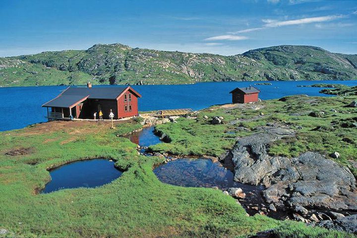 HUNNEDALEN TIL TOMANNSBU